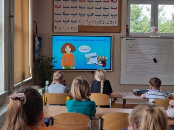 a2a04ebd-8dec-4626-ba67-dfdbd8a17e5d