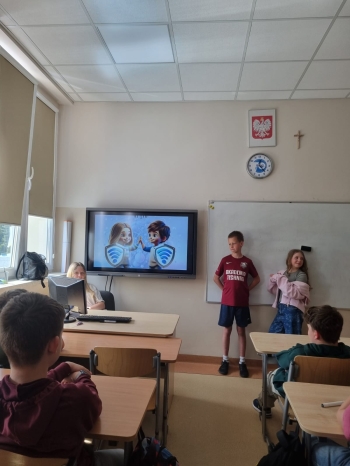 bbb93545-0e8d-4061-8beb-68dc3c7ffae9