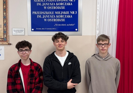 SUKCES ÓSMOKLASISTÓW SP NR 5 IM. JANUSZA KORCZAKA W OSTRÓDZIE