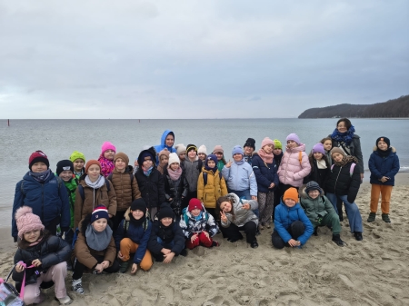 MAGICZNA WYPRAWA DO NIBYLANDII – KLASY 2 A I 2 B W TEATRZE MUZYCZNYM W GDYNI